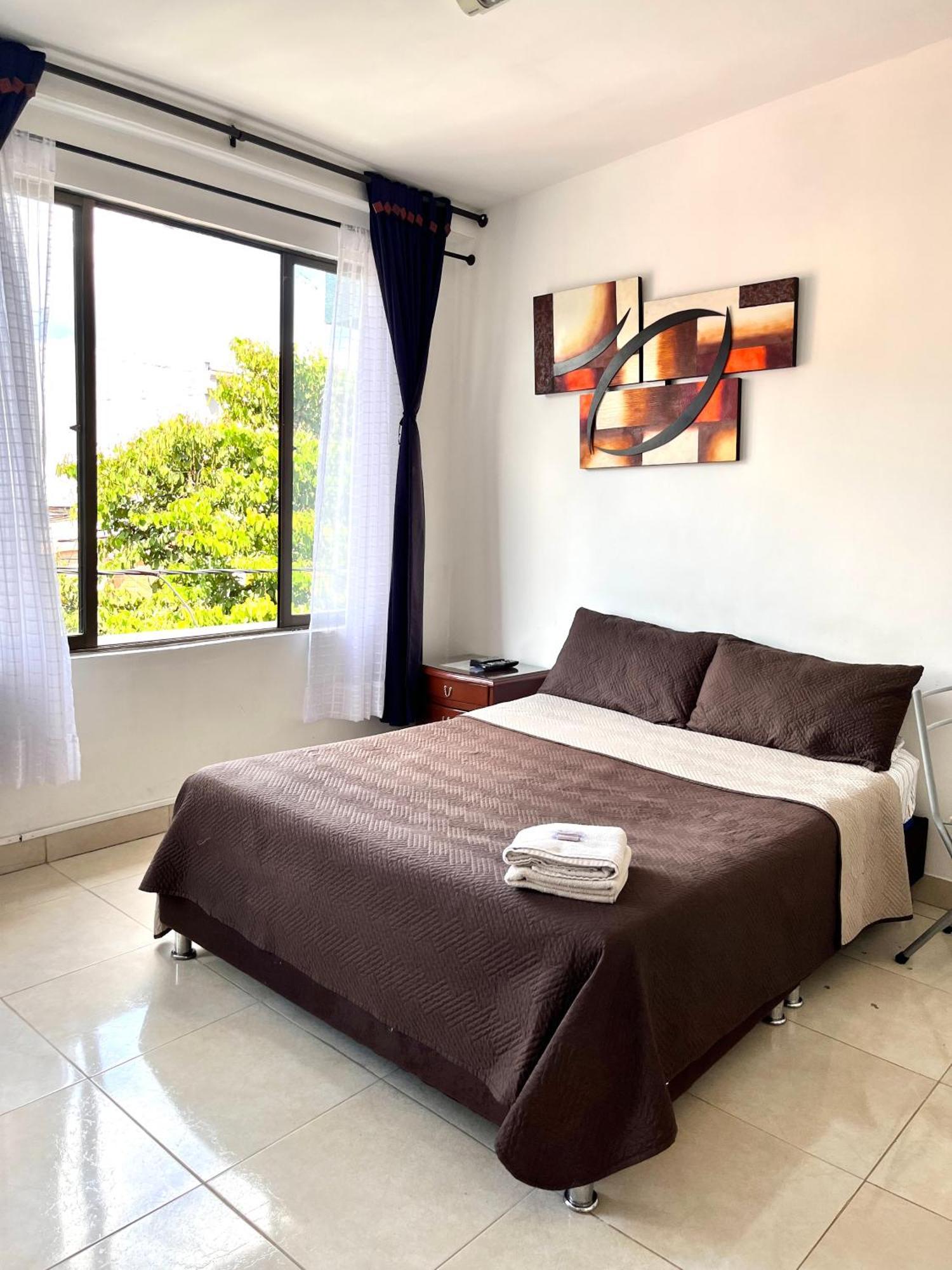 Apartaestudio Centro Pereira Un Solo Ambiente Luaran gambar